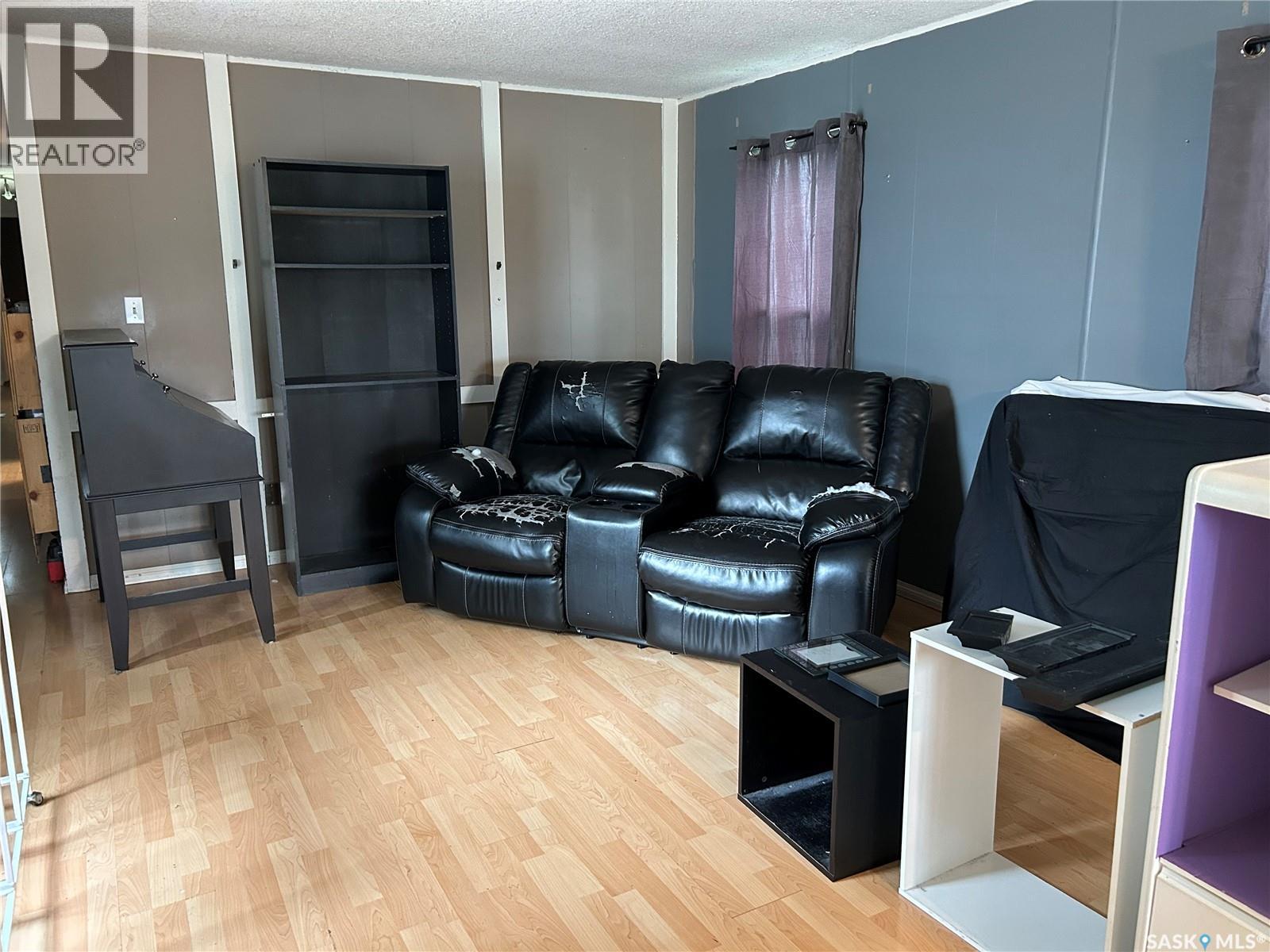 305 Eisenhower Street, Midale, Saskatchewan  S0C 1S0 - Photo 6 - SK017082