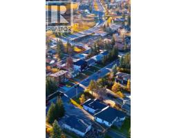 6623 Bow Crescent NW Bowness