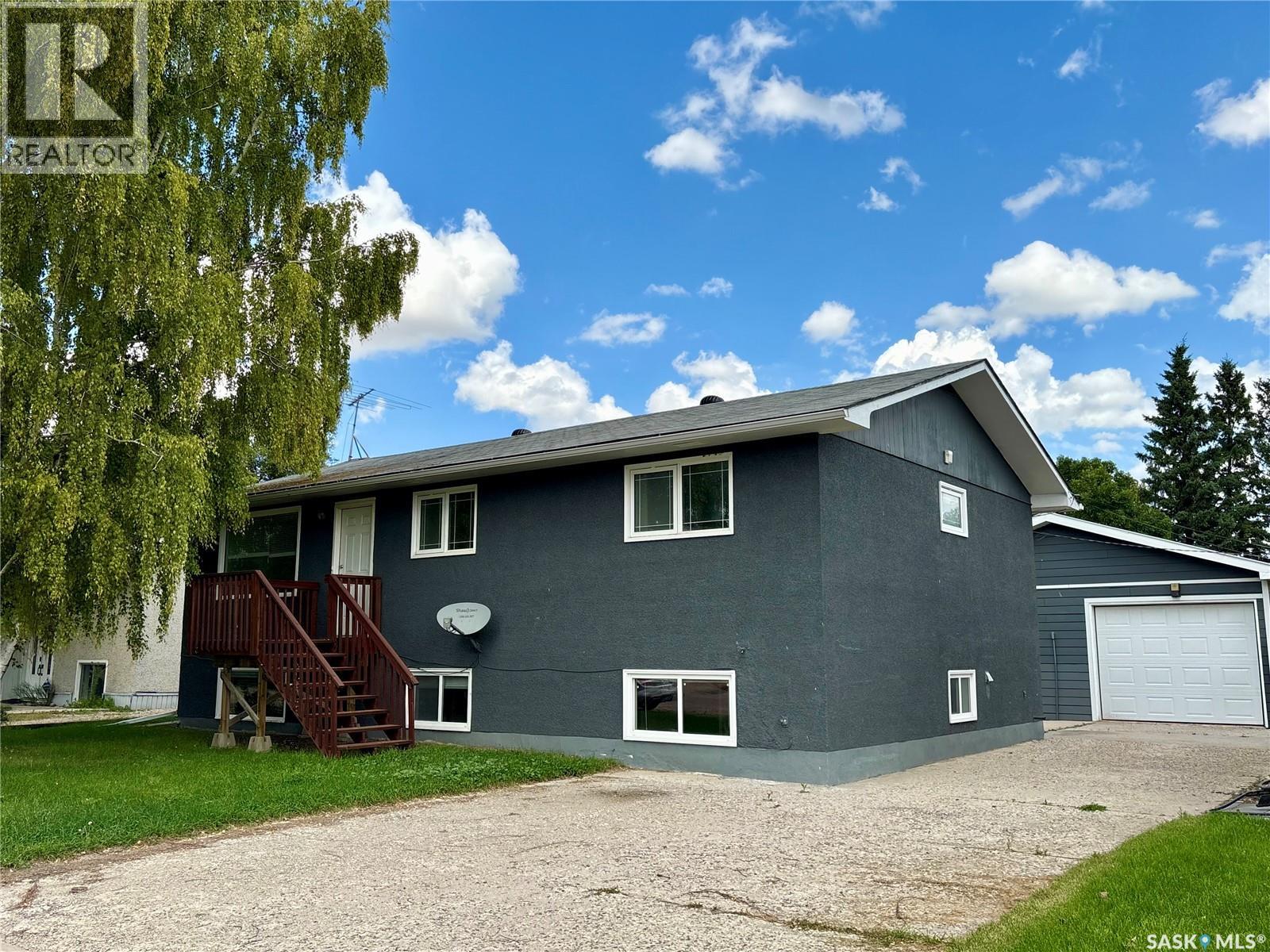 609 Kintyre AVENUE, Colonsay, Saskatchewan