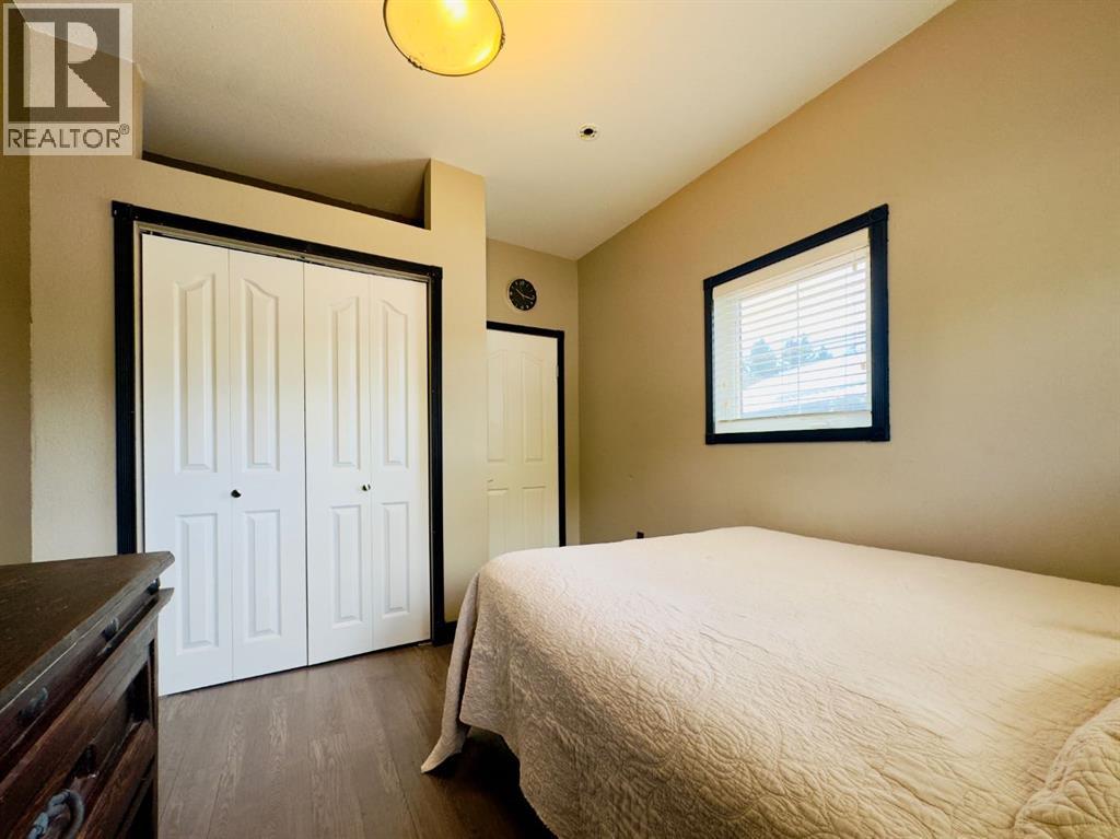 21329 27 Avenue, Bellevue, Alberta  T0K 0C0 - Photo 11 - A2224451