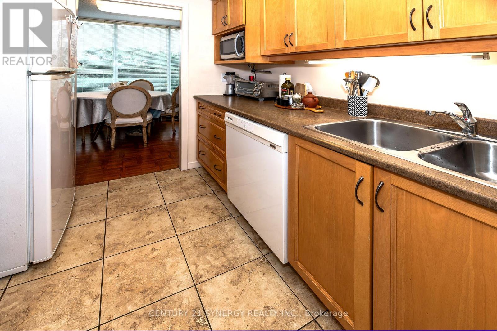 403 - 20 The Driveway Drive, Ottawa, Ontario  K2P 1C8 - Photo 20 - X12372432