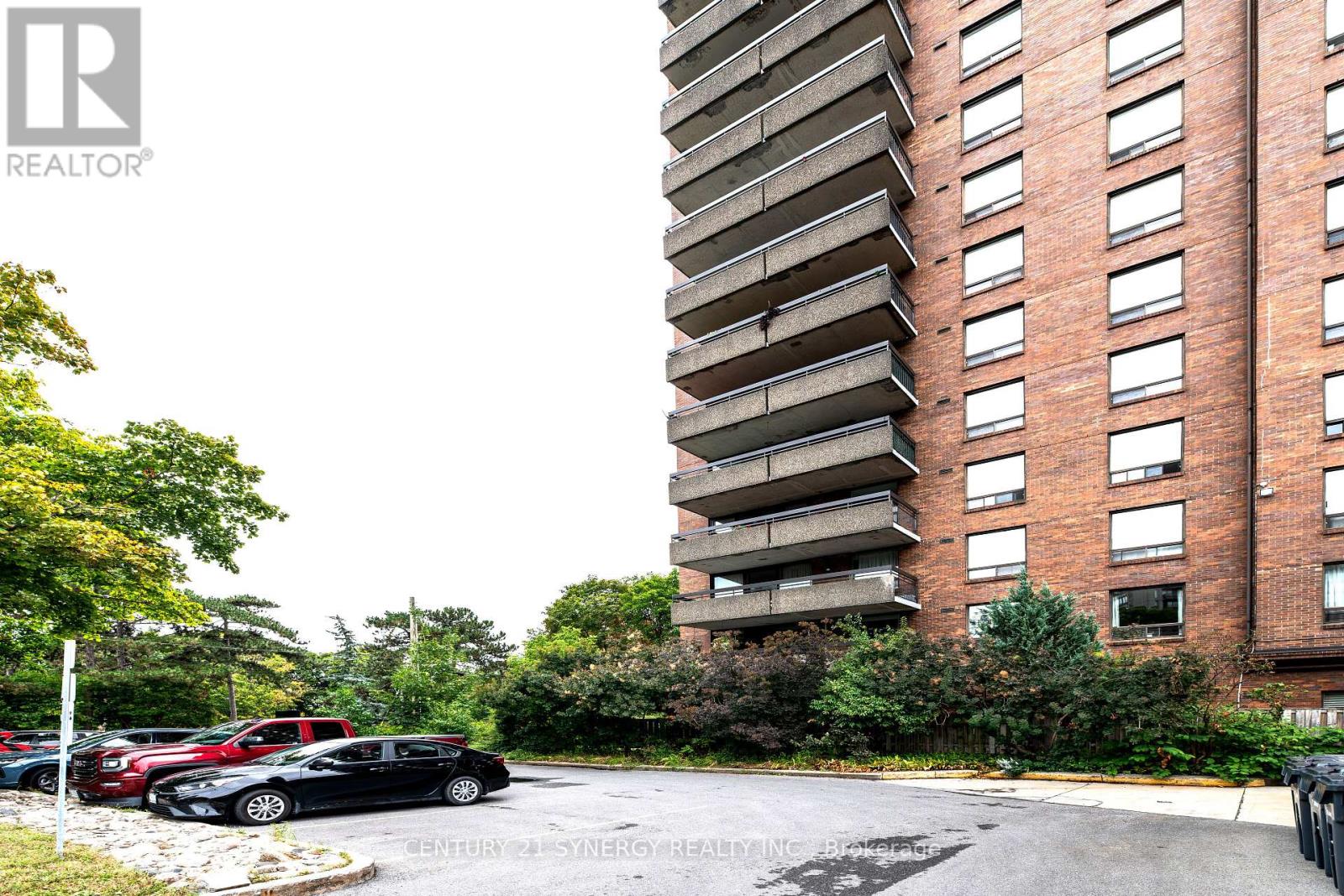 403 - 20 The Driveway Drive, Ottawa, Ontario  K2P 1C8 - Photo 3 - X12372432