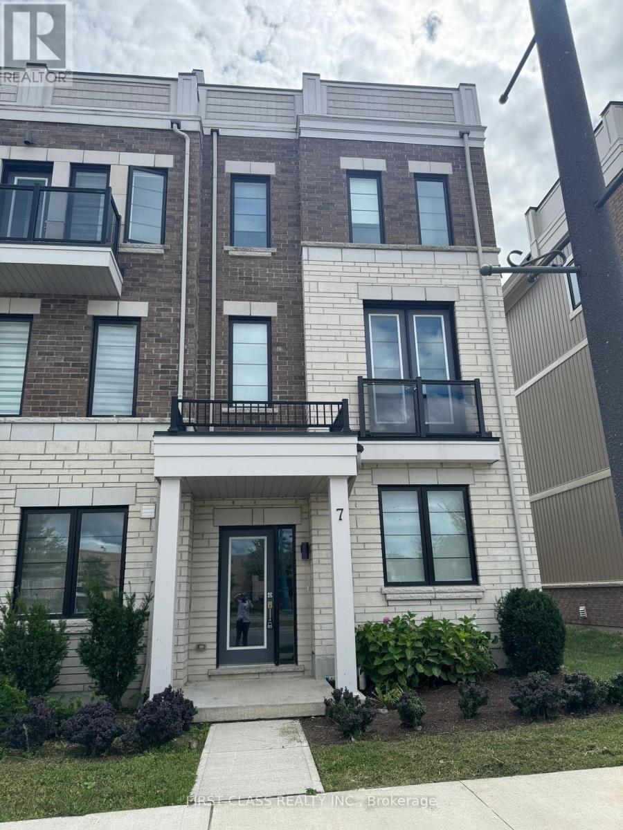 7 Prince William Boulevard, Clarington, Ontario  L1C 7E5 - Photo 1 - E12372431