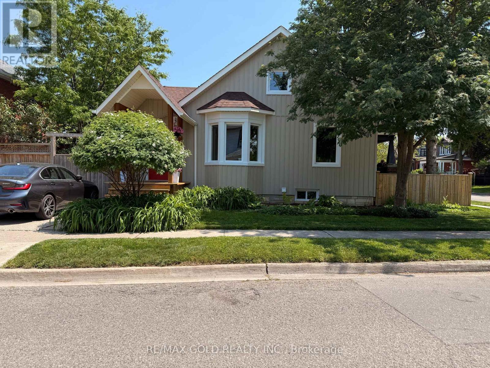 70 WEST STREET W, Brampton, Ontario