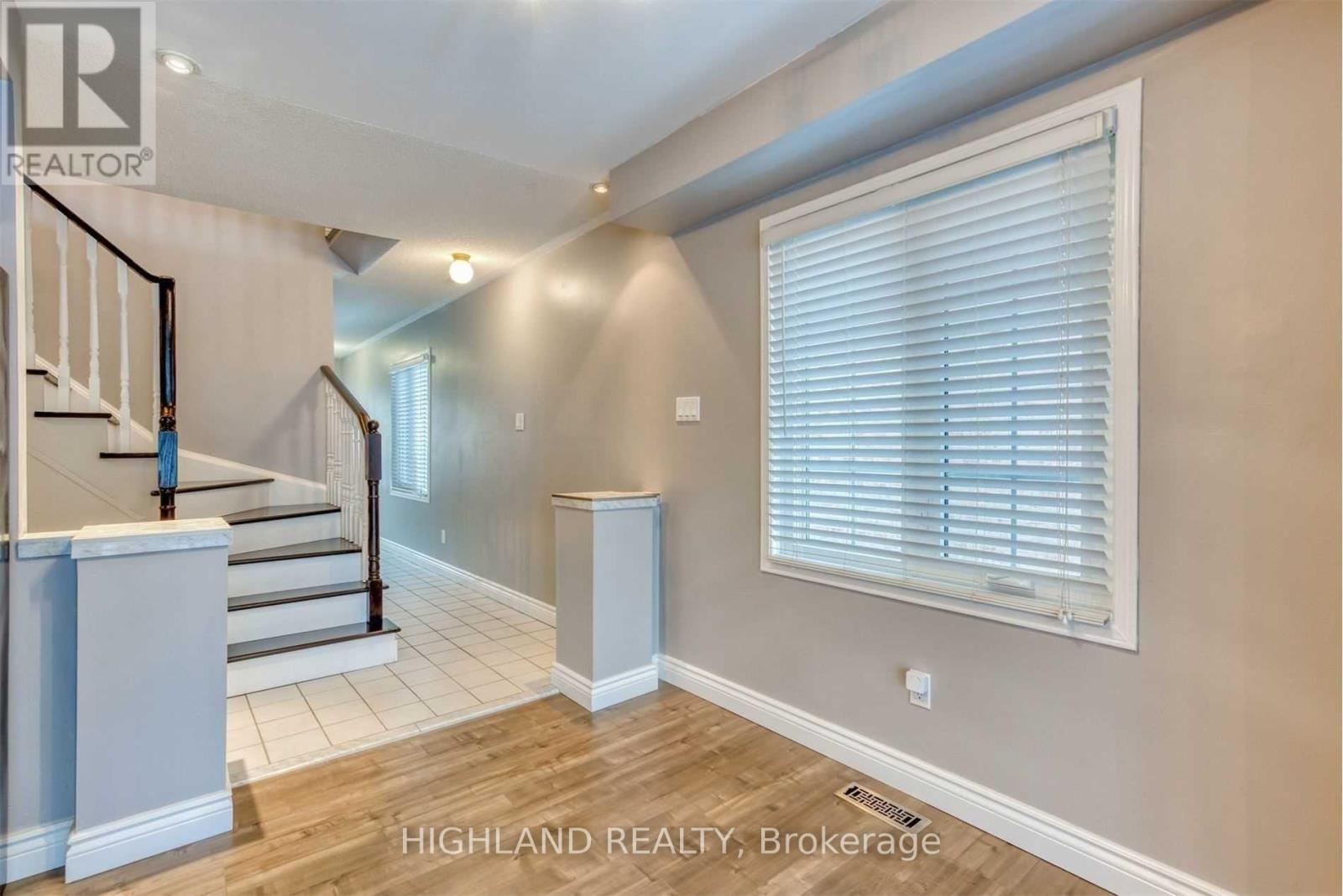 26 - 1292 Sherwood Mills Boulevard, Mississauga, Ontario  L5V 2G8 - Photo 10 - W12372430