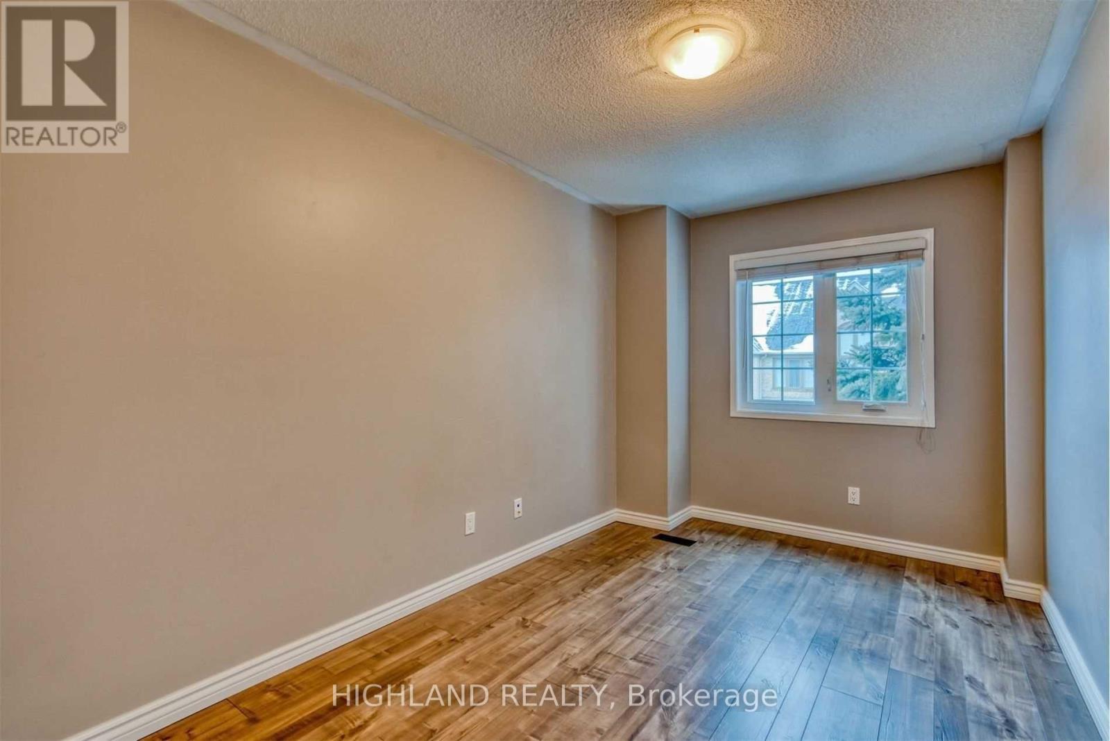 26 - 1292 Sherwood Mills Boulevard, Mississauga, Ontario  L5V 2G8 - Photo 17 - W12372430