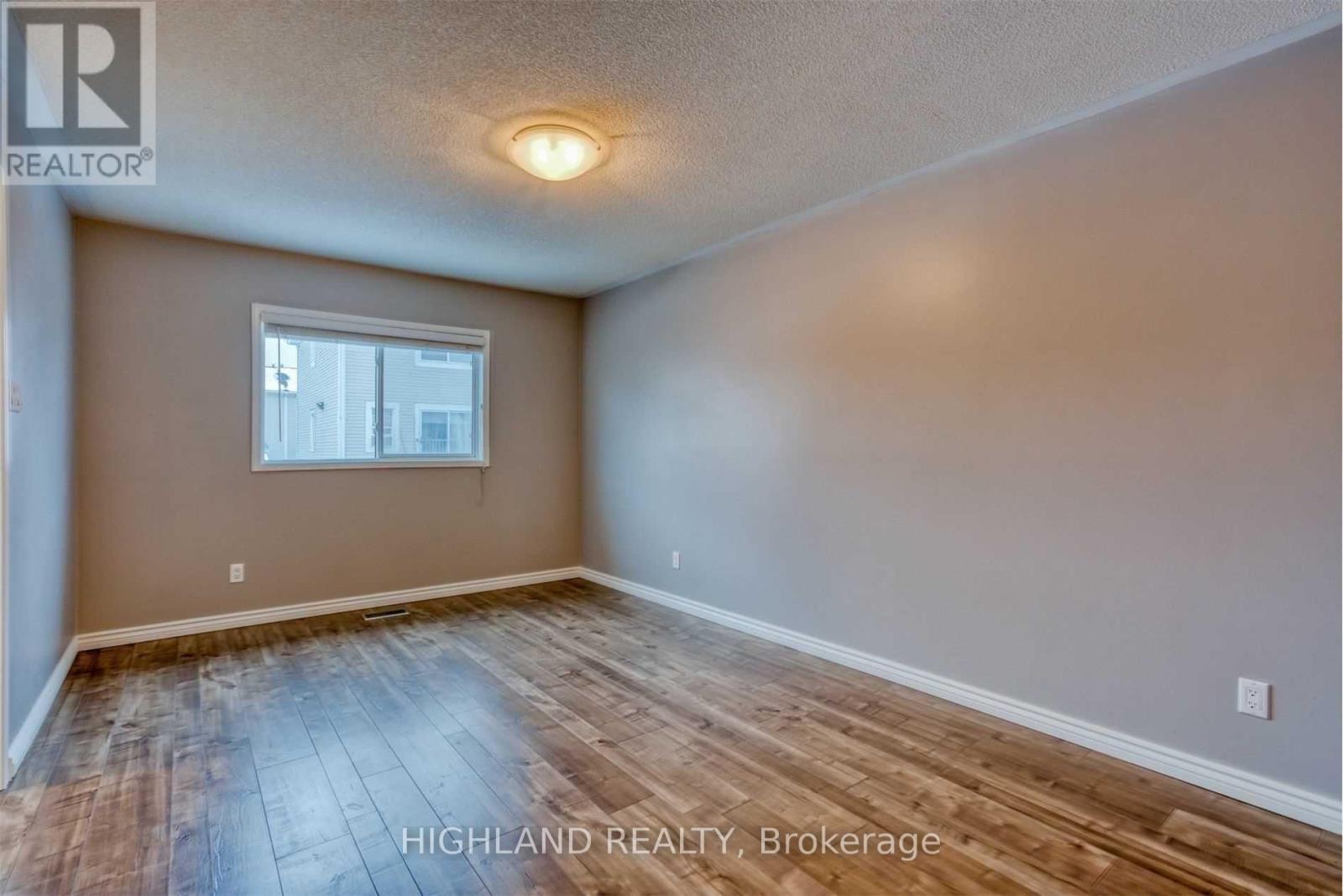 26 - 1292 Sherwood Mills Boulevard, Mississauga, Ontario  L5V 2G8 - Photo 20 - W12372430