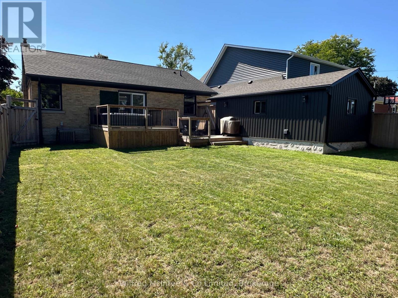 166 Cornwall Street, Waterloo, Ontario  N2J 1H6 - Photo 40 - X12372442