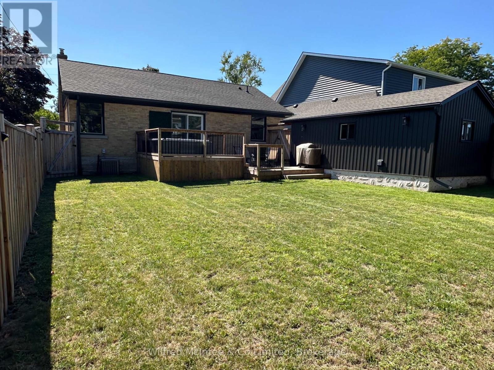166 Cornwall Street, Waterloo, Ontario  N2J 1H6 - Photo 44 - X12372442