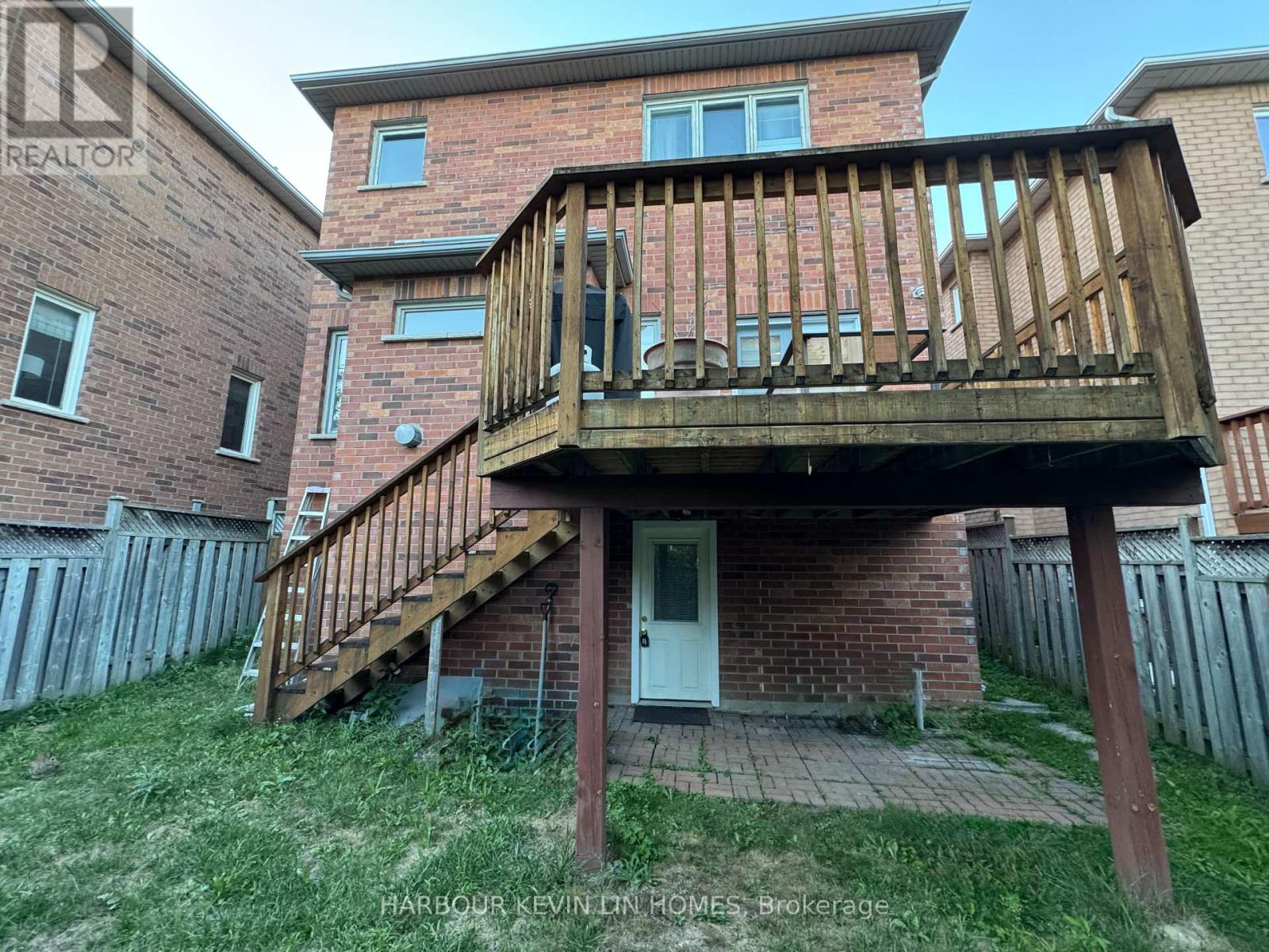 25 Desert View Crescent, Richmond Hill, Ontario  L4C 0K3 - Photo 2 - N12372438