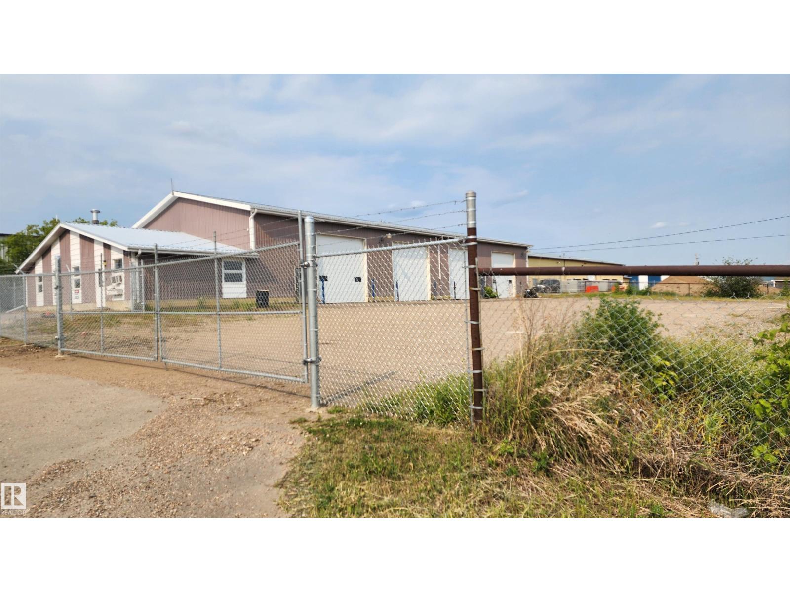 5205 47 ST, Elk Point, Alberta