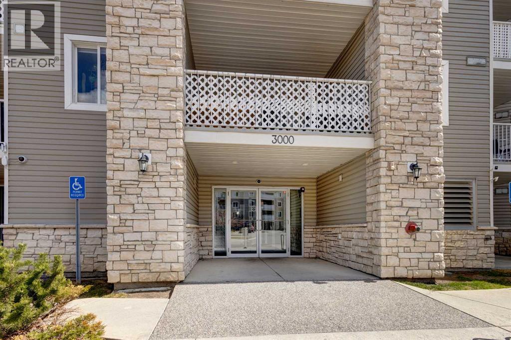 Property at 3416, 16320 24 Street SW image 4