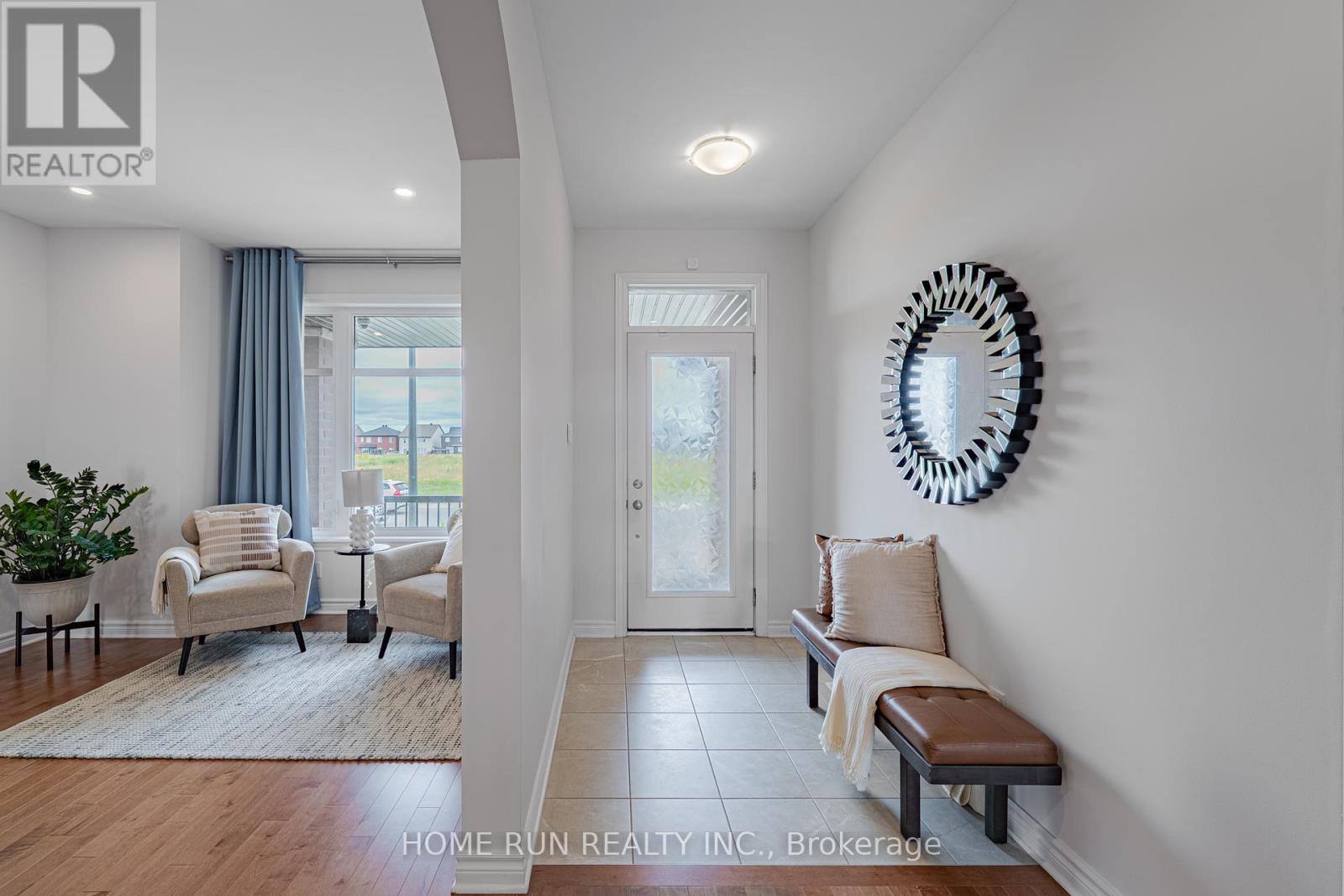 609 Triangle Street, Ottawa, Ontario  K2V 0L8 - Photo 2 - X12372484