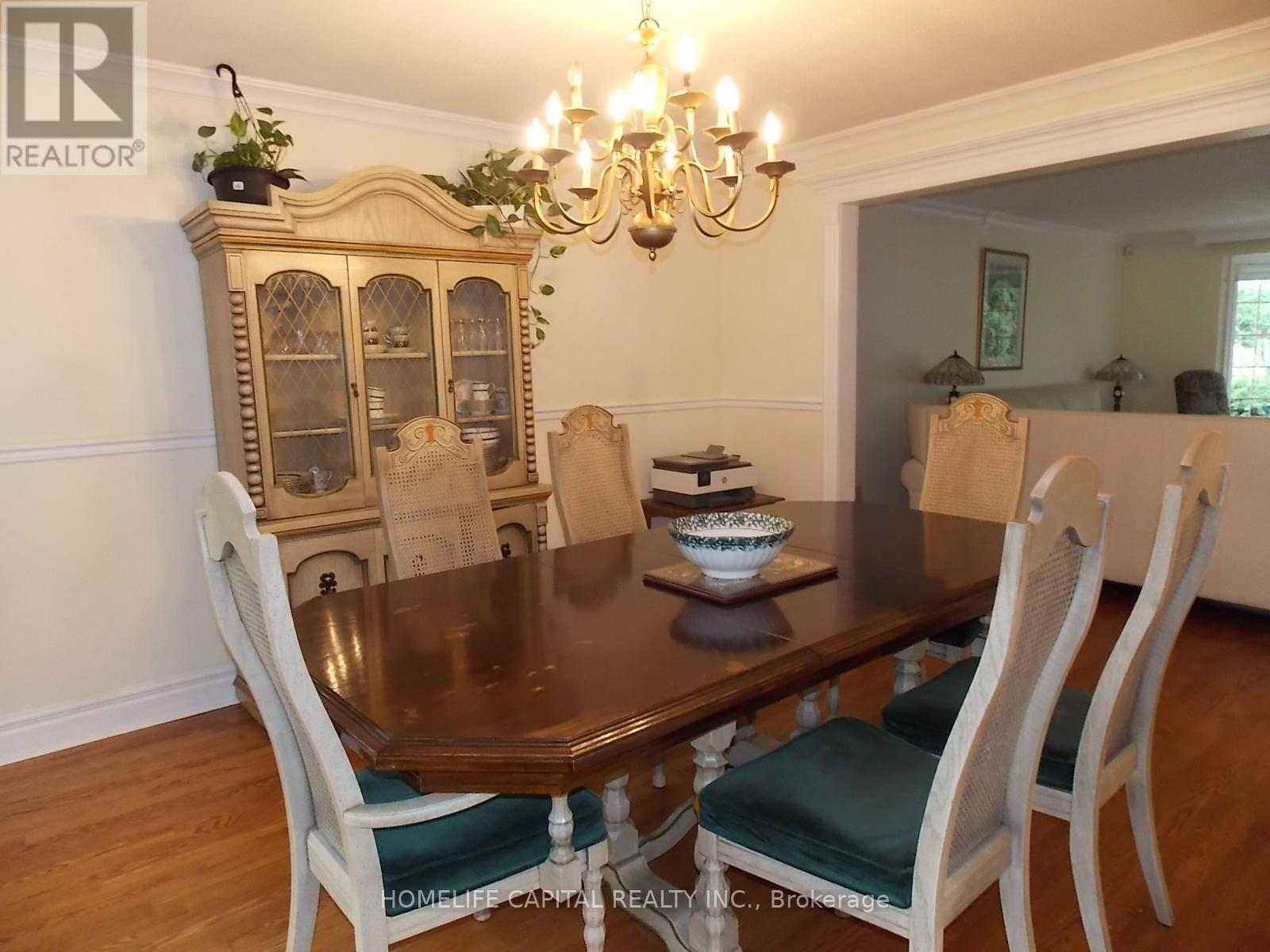 1804 Robinwood Place, Ottawa, Ontario  K1C 6L4 - Photo 11 - X12372498