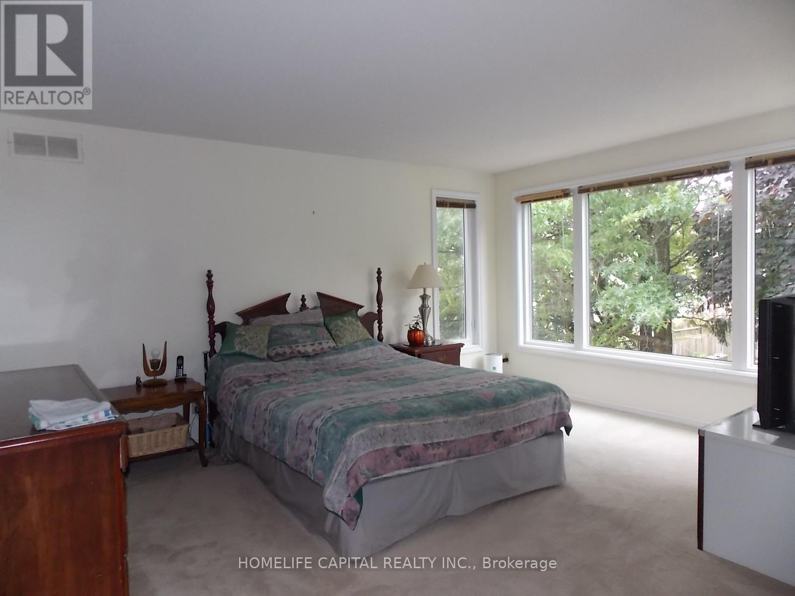 1804 Robinwood Place, Ottawa, Ontario  K1C 6L4 - Photo 21 - X12372498