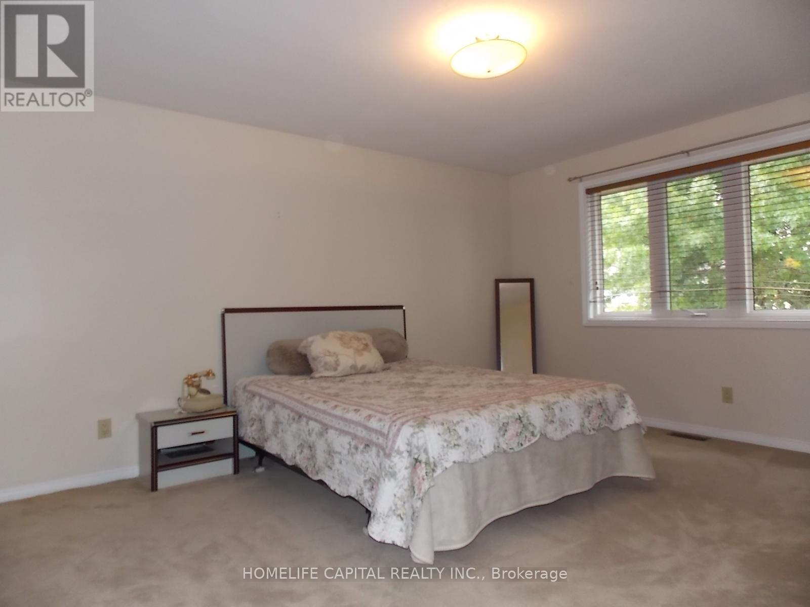 1804 Robinwood Place, Ottawa, Ontario  K1C 6L4 - Photo 24 - X12372498