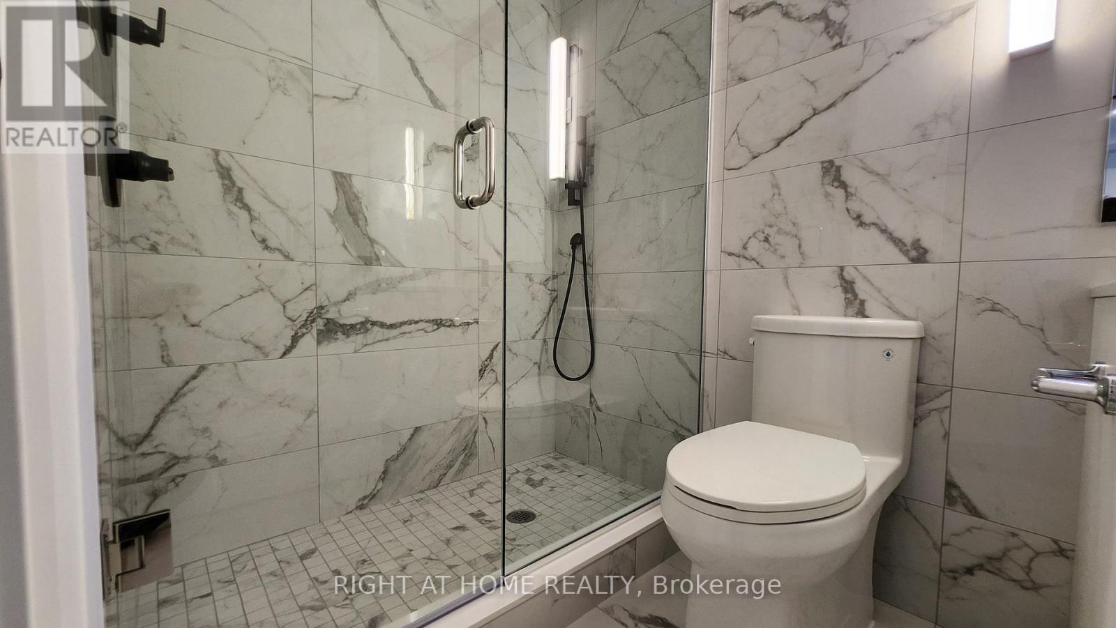 2805 - 327 King Street W, Toronto, Ontario  M5V 0W7 - Photo 7 - C12372472