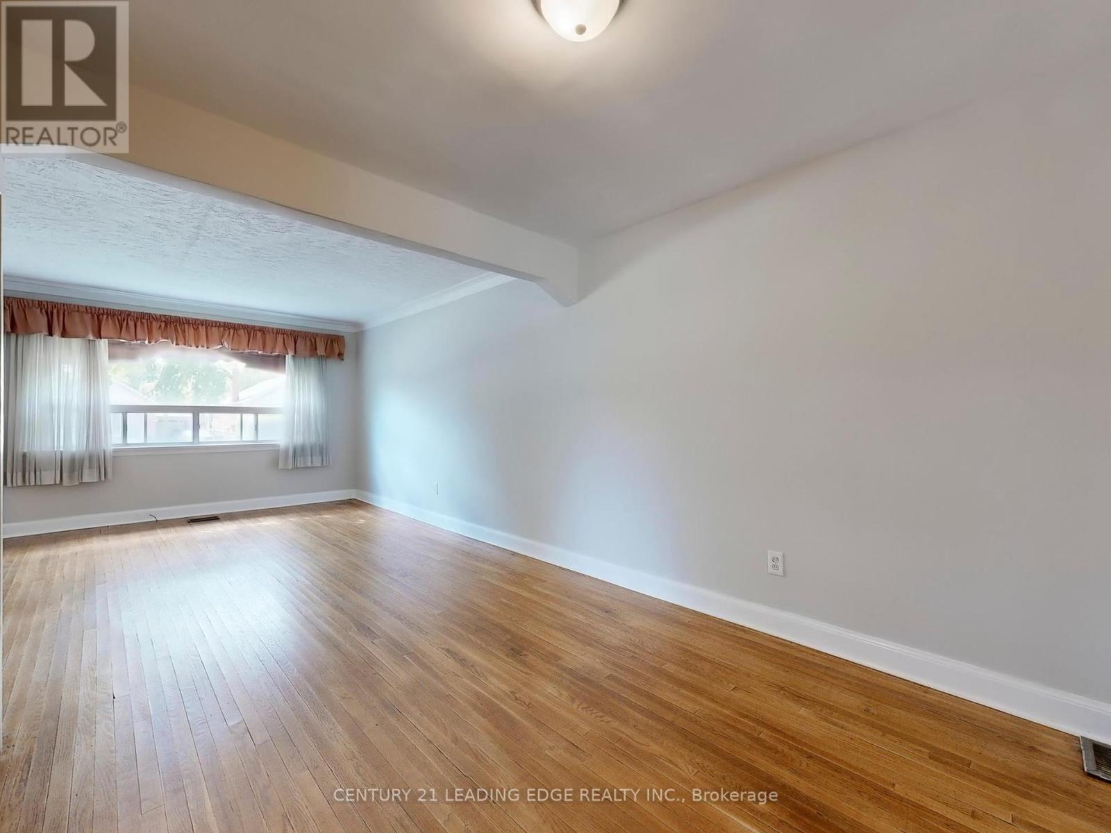 1 Faulkland Road, Toronto, Ontario  M1L 3S2 - Photo 15 - E12372471
