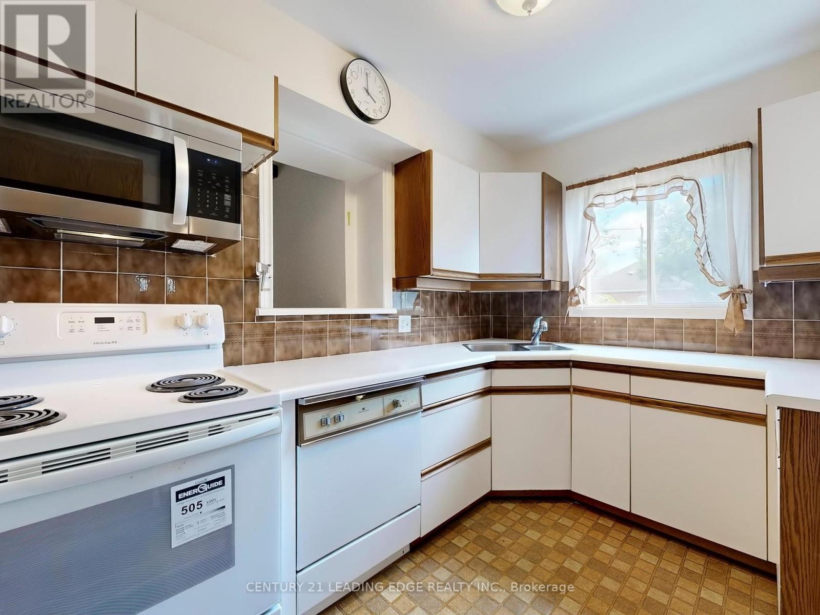 1 Faulkland Road, Toronto, Ontario  M1L 3S2 - Photo 24 - E12372471