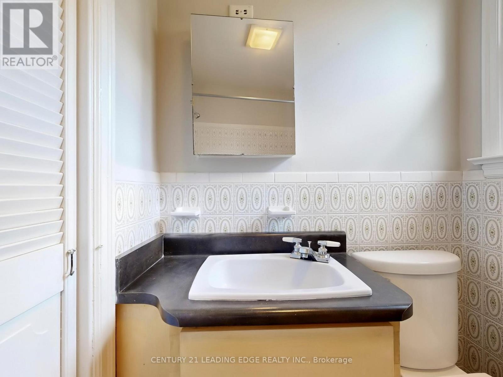 1 Faulkland Road, Toronto, Ontario  M1L 3S2 - Photo 37 - E12372471
