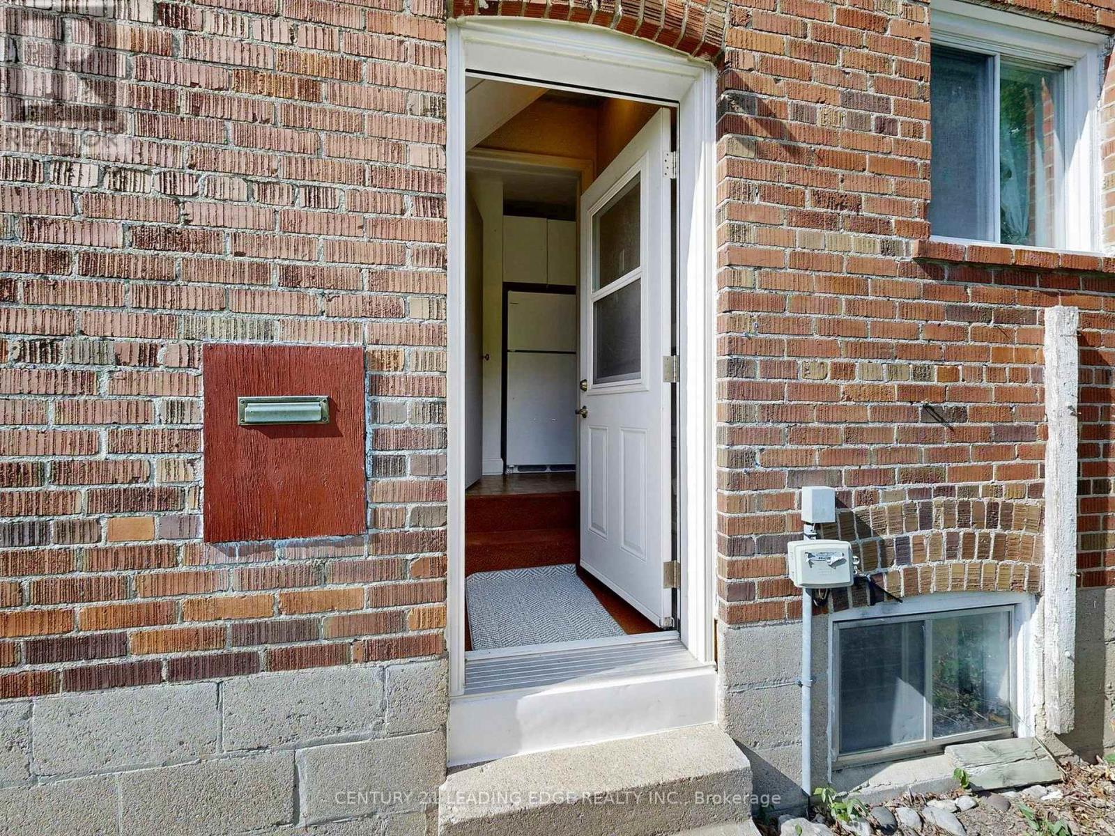 1 Faulkland Road, Toronto, Ontario  M1L 3S2 - Photo 49 - E12372471