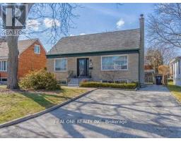 34 VASSAR DRIVE, Toronto, Ontario