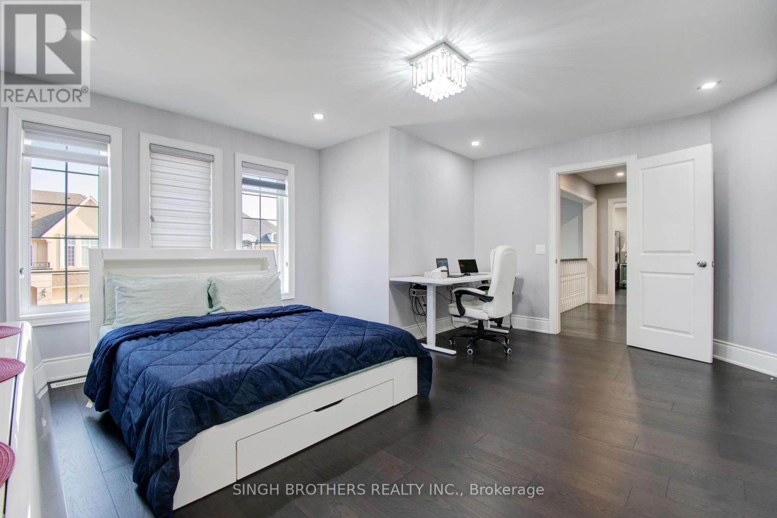 15 Degrey Drive, Brampton, Ontario  L6P 3T6 - Photo 33 - W12372478