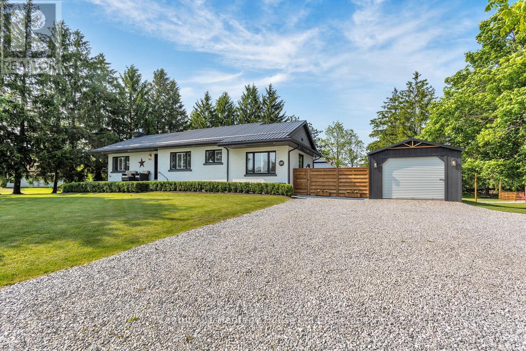 537 Highway 3, Norfolk, Ontario  N0J 1E0 - Photo 1 - X12372510