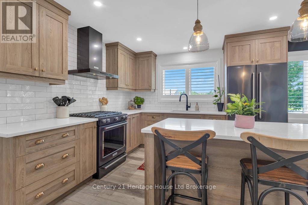 537 Highway 3, Norfolk, Ontario  N0J 1E0 - Photo 22 - X12372510