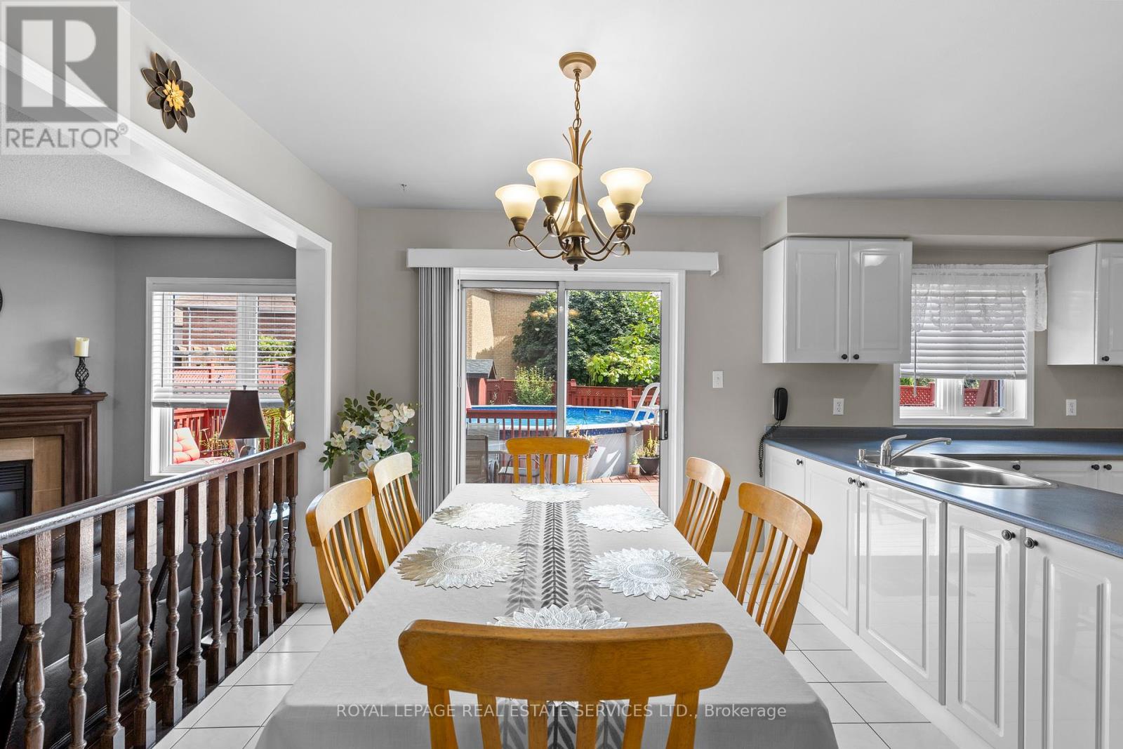 14248 Argyll Road, Halton Hills, Ontario  L7G 5R2 - Photo 12 - W12372515