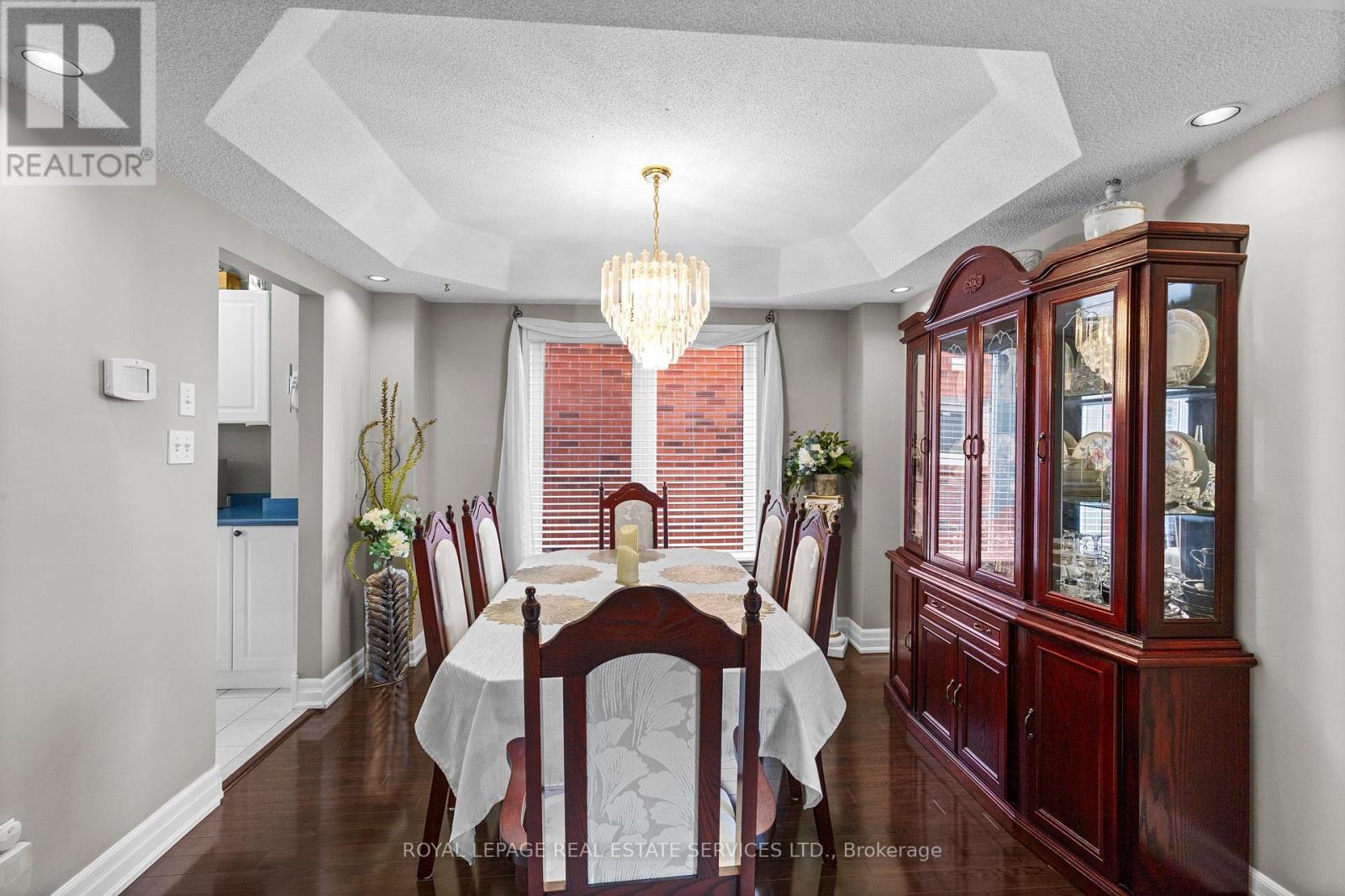 14248 Argyll Road, Halton Hills, Ontario  L7G 5R2 - Photo 6 - W12372515