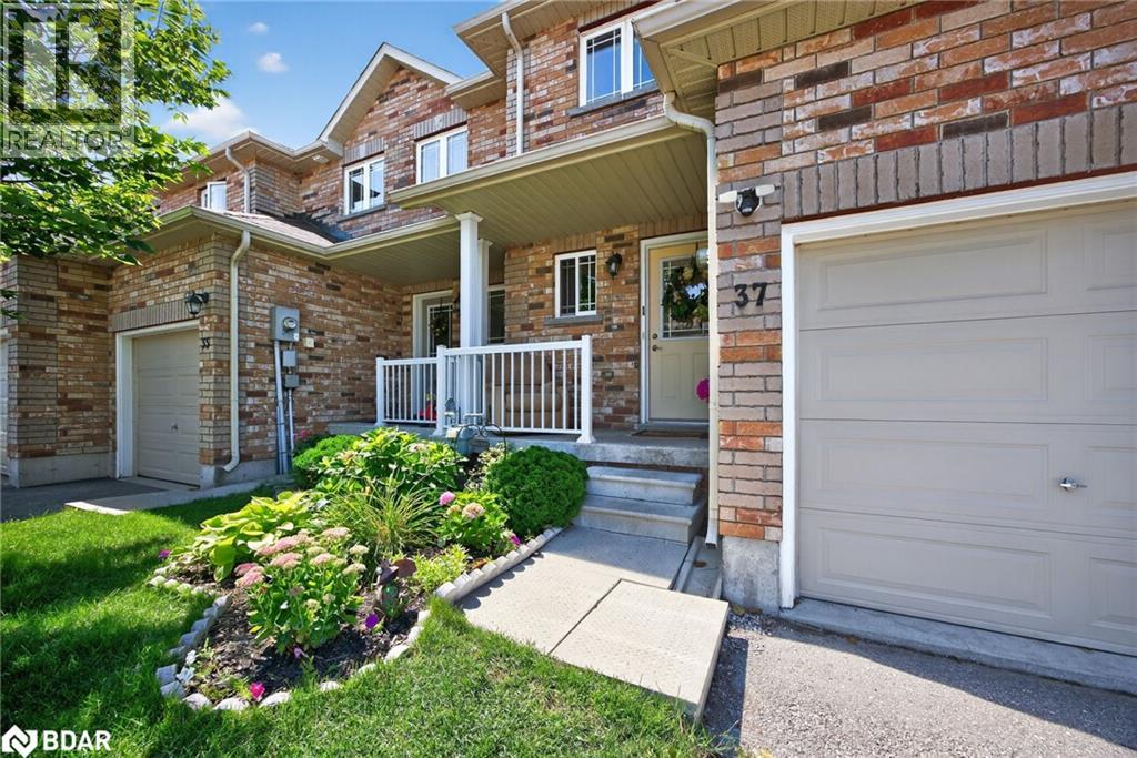 37 Southwoods Crescent Unit# 51, Barrie, Ontario  L4N 9P8 - Photo 5 - 40764536