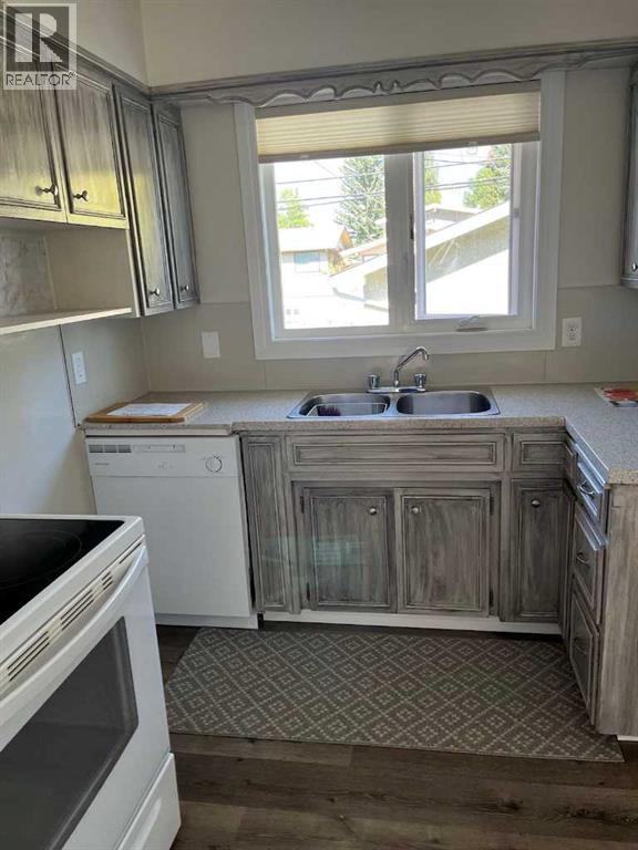 4928 40 Avenue Nw, Calgary, Alberta  T3A 0X2 - Photo 8 - A2228583