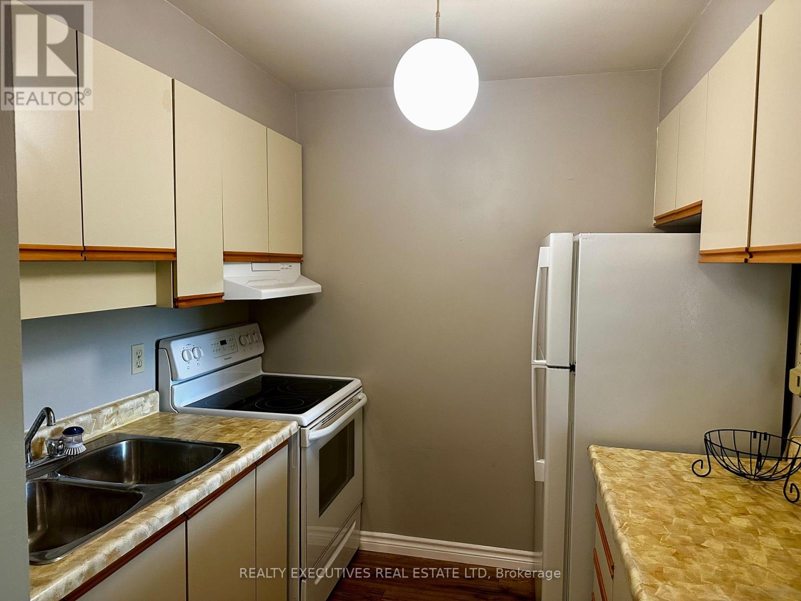 Property at 408 - 214 VIEWMOUNT DRIVE image 5