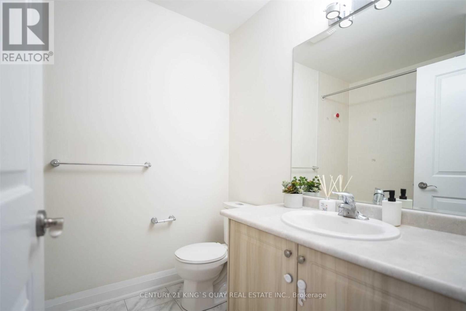 55 River Street, Toronto, Ontario  M5A 0G5 - Photo 15 - C12372519