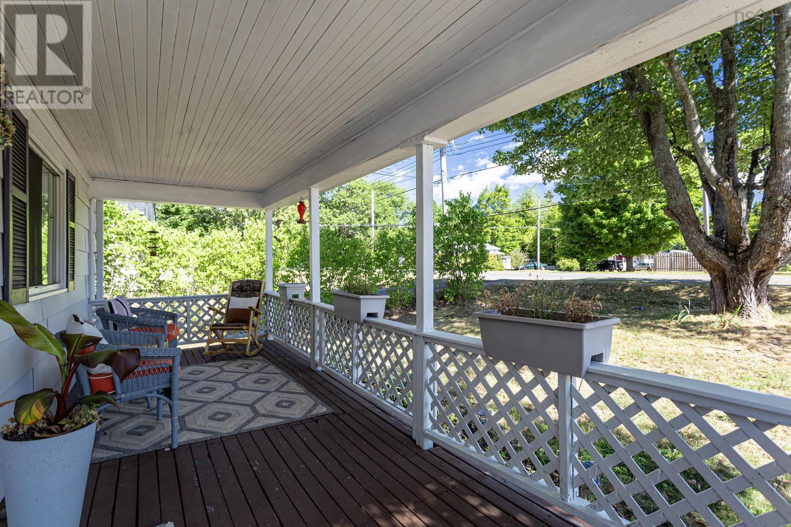 414 Aldershot Road, Kentville, Nova Scotia  B4N 3A1 - Photo 3 - 202522029