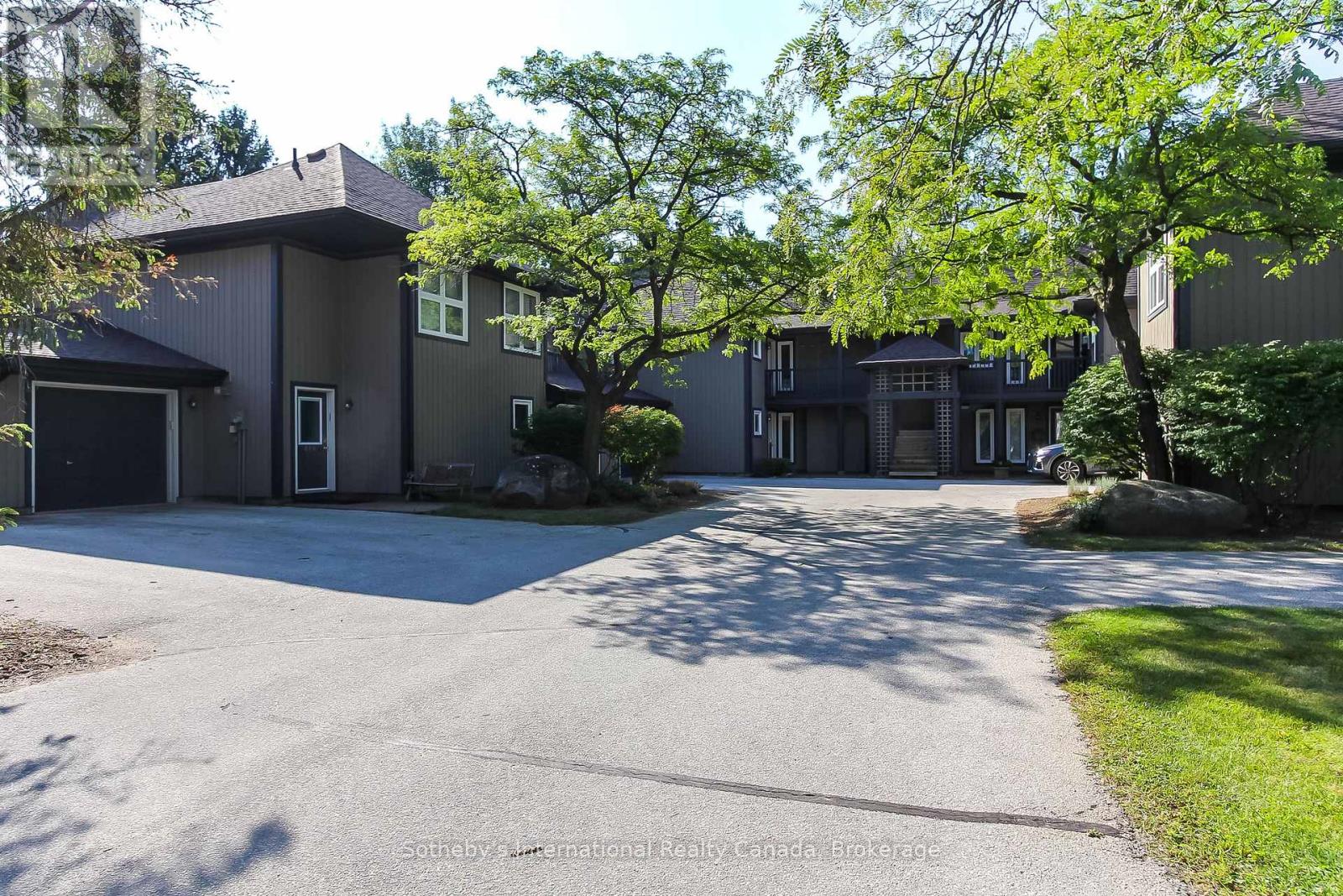 411 Mariners Way, Collingwood, Ontario  L9Y 5C7 - Photo 2 - S12372523