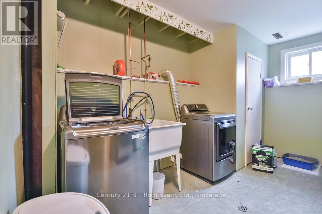 7 Christine Place, Orillia, Ontario  L3V 7P1 - Photo 17 - S12372534