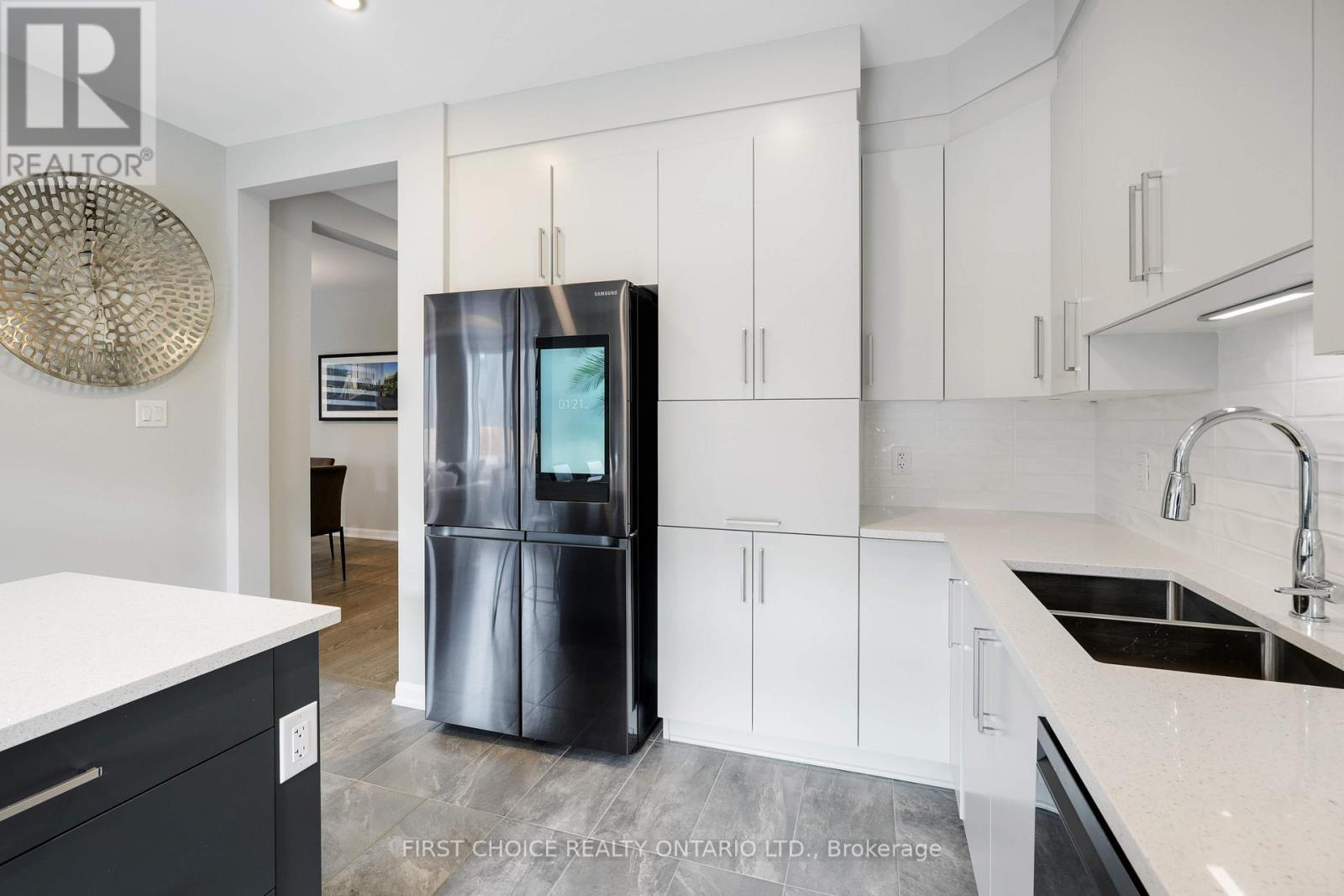 605 Ribbon Street, Ottawa, Ontario  K4M 0M8 - Photo 15 - X12372529