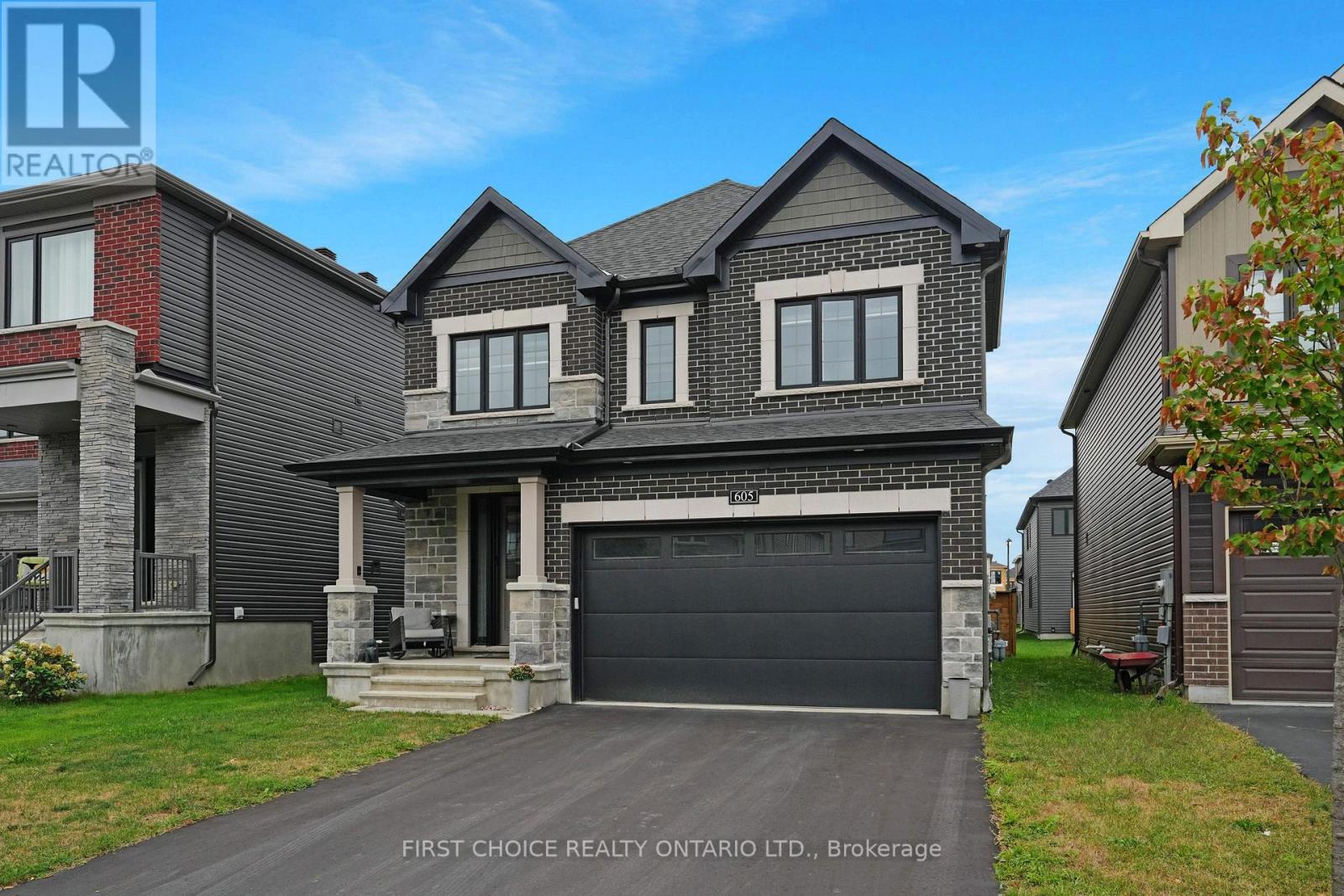 605 Ribbon Street, Ottawa, Ontario  K4M 0M8 - Photo 2 - X12372529
