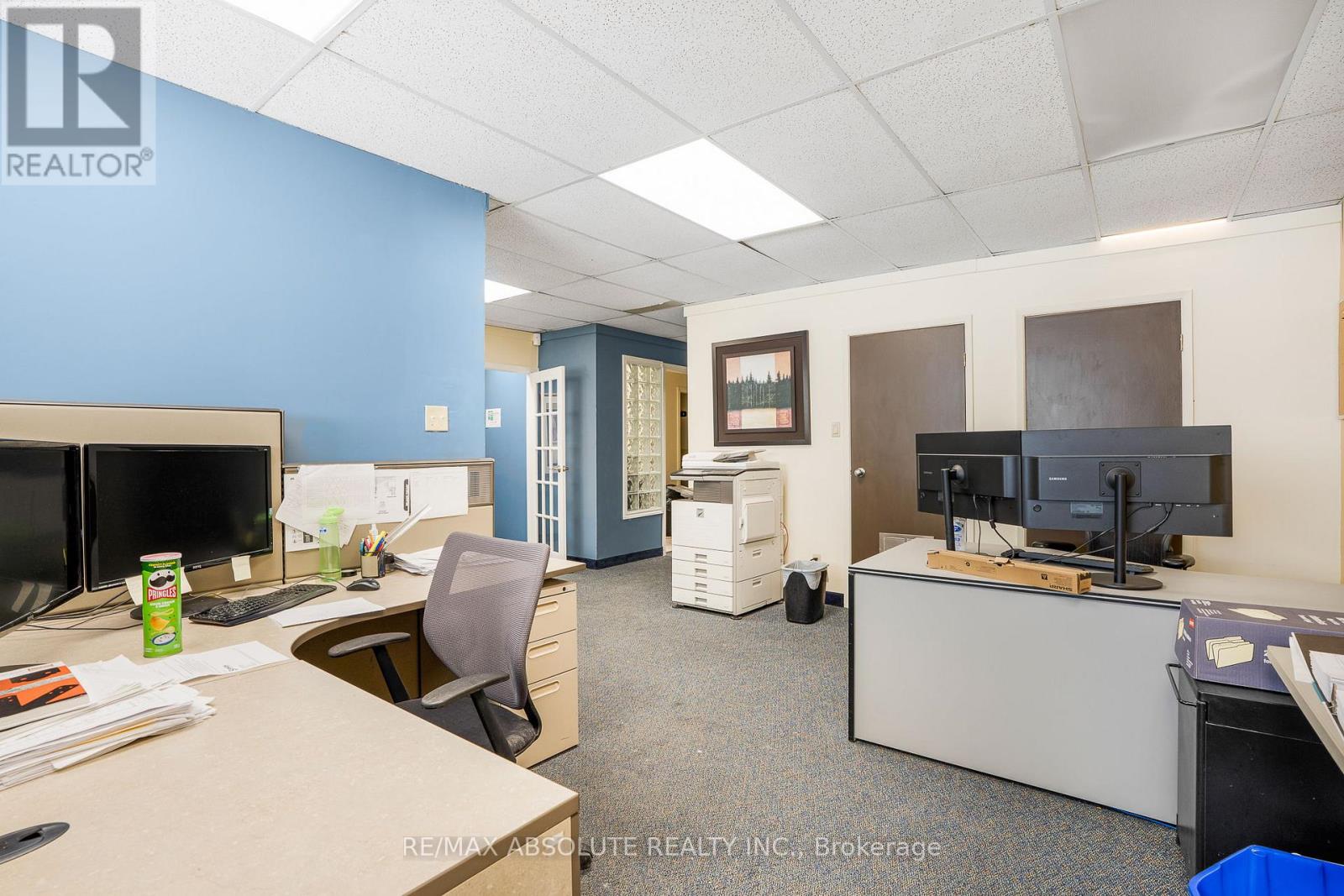 51 - 5450 Canotek Road, Ottawa, Ontario  K1J 9G3 - Photo 4 - X12372536