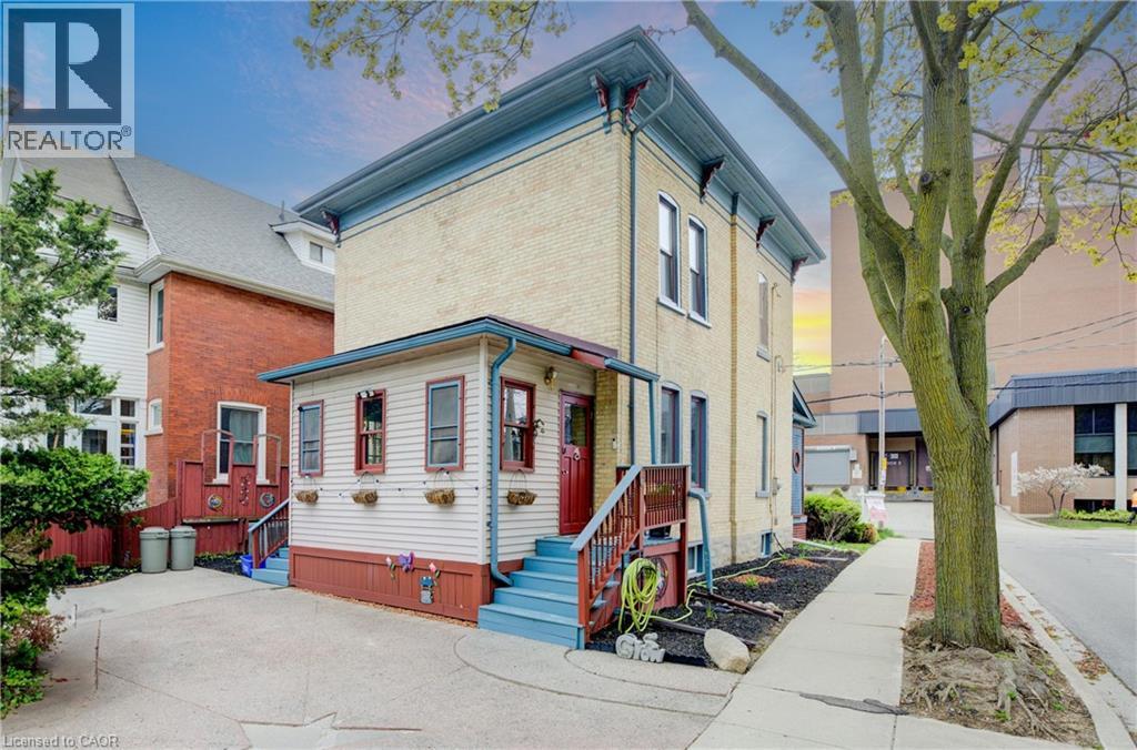 32 Ellen Street E, Kitchener, Ontario  N2H 1L4 - Photo 3 - 40764739