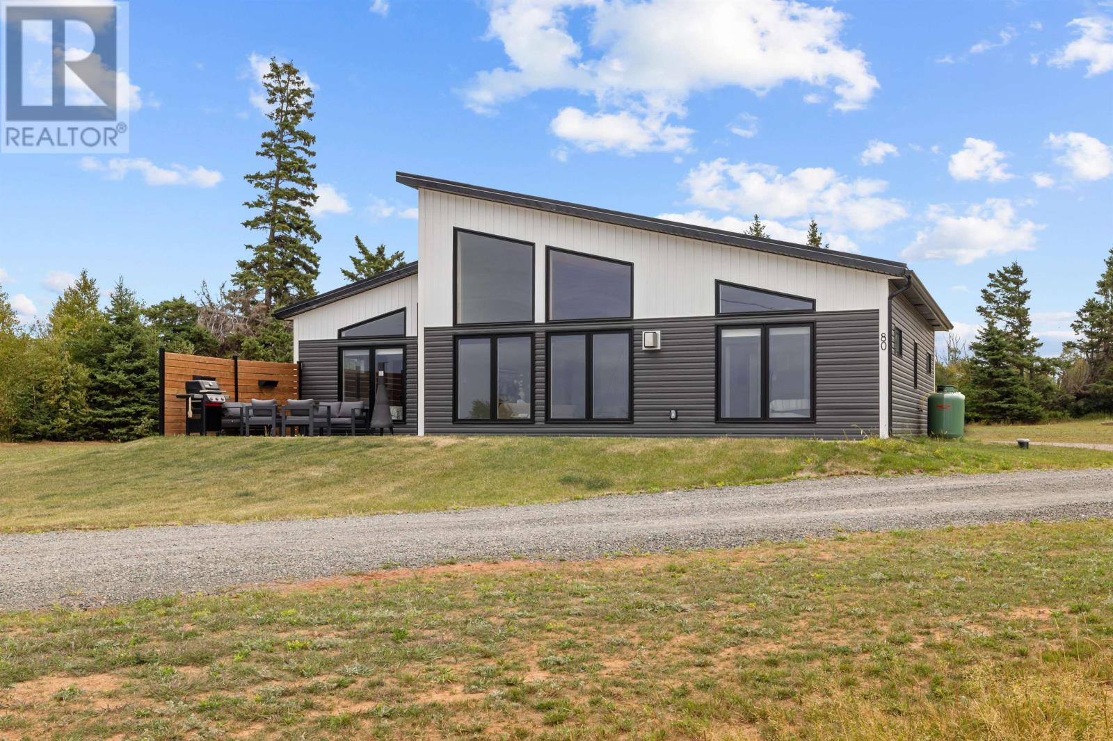 Property at 80 Wards Landing image 1