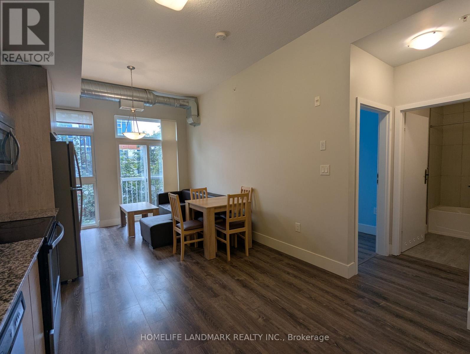 302 - 253 Albert Street, Waterloo, Ontario  N2L 3T7 - Photo 10 - X12372526