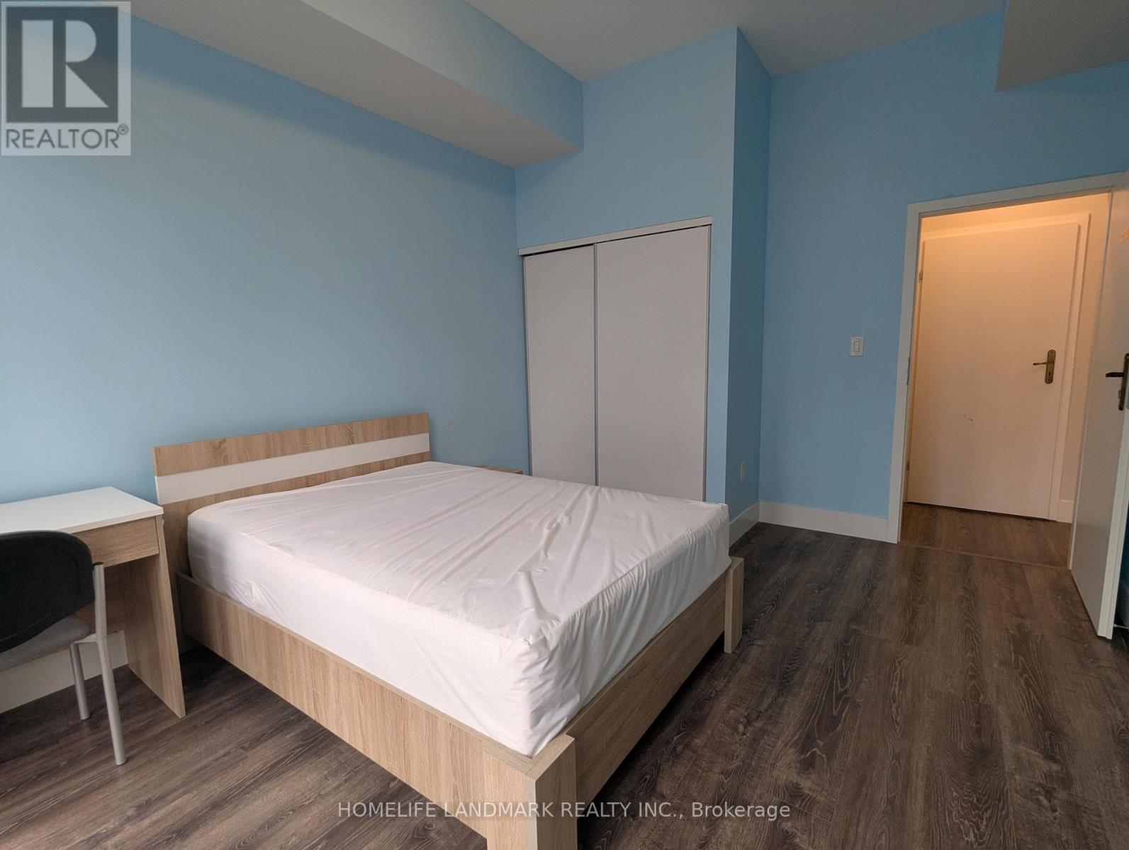302 - 253 Albert Street, Waterloo, Ontario  N2L 3T7 - Photo 19 - X12372526
