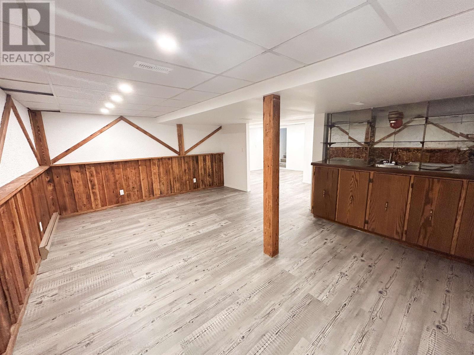 137 Kenogami Dr, Longlac, Ontario  P0T 2A0 - Photo 11 - TB252696