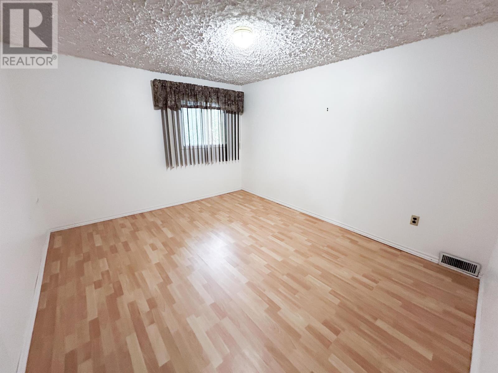 137 Kenogami Dr, Longlac, Ontario  P0T 2A0 - Photo 16 - TB252696