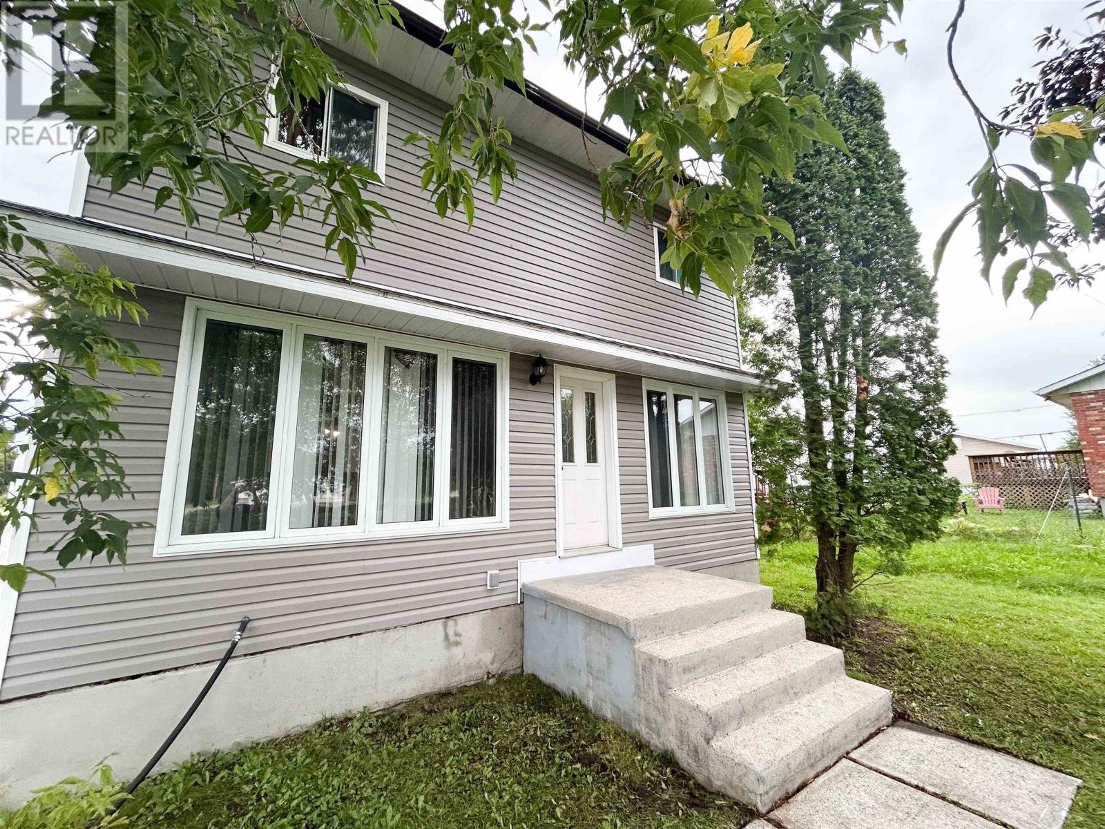 137 Kenogami Dr, Longlac, Ontario  P0T 2A0 - Photo 2 - TB252696