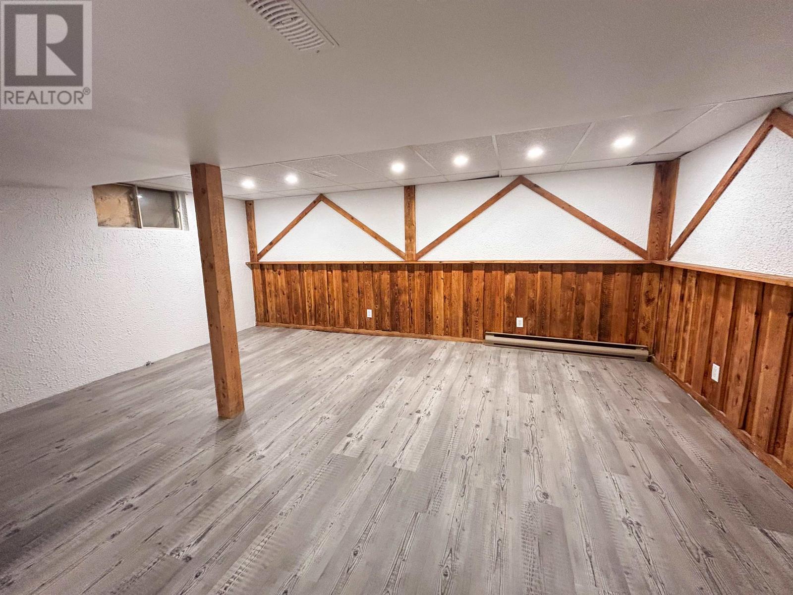 137 Kenogami Dr, Longlac, Ontario  P0T 2A0 - Photo 18 - TB252696