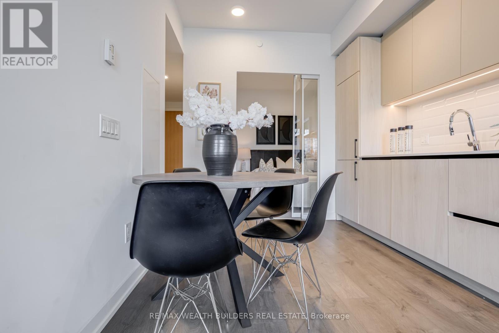 444 - 150 Logan Avenue, Toronto, Ontario  M4M 0E4 - Photo 11 - E12372551